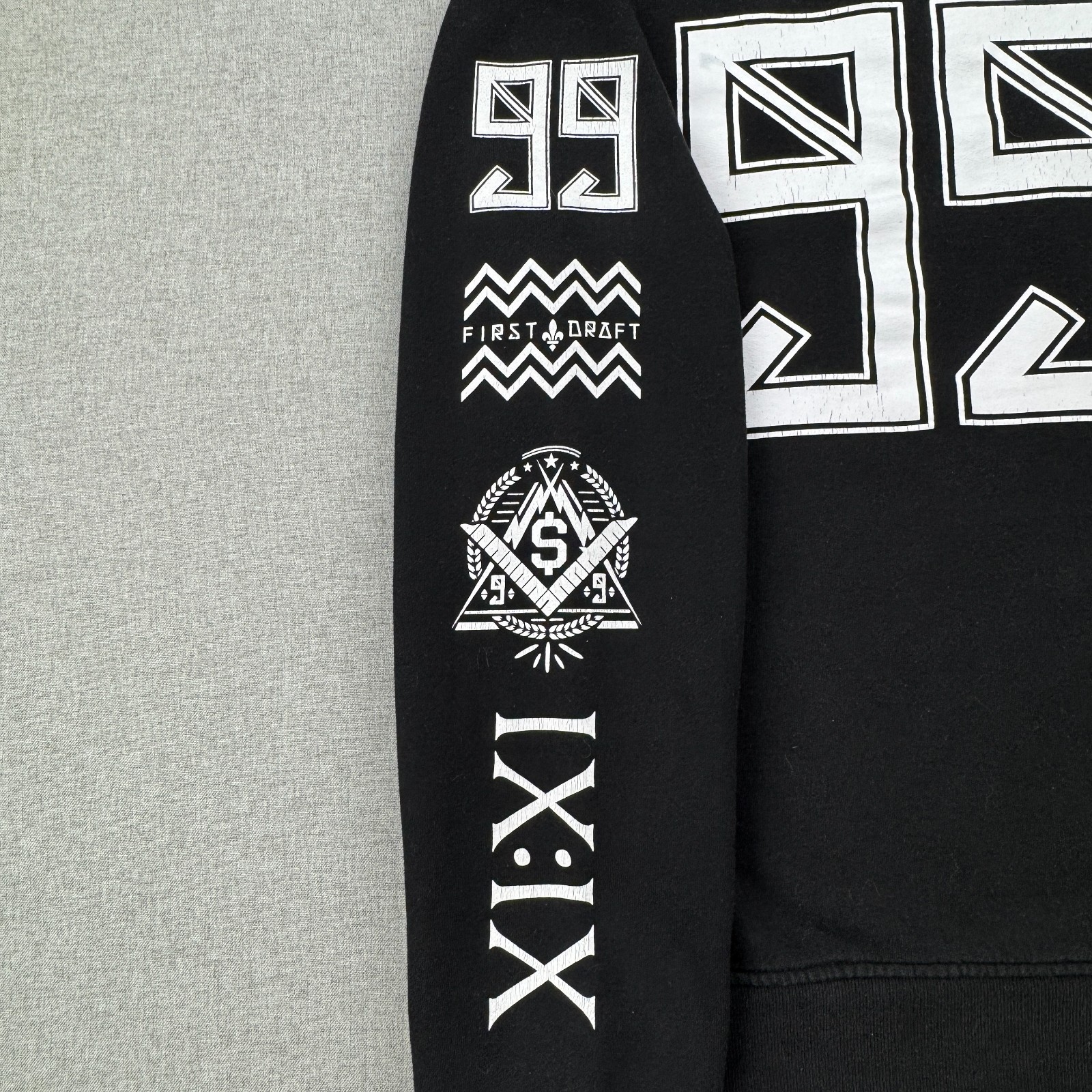 First Draft Pullover Sweater Jacket Black White D… - image 8