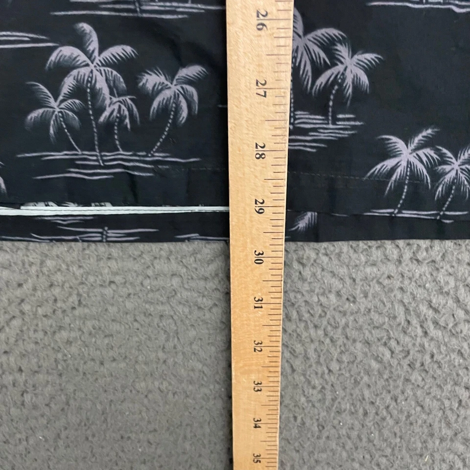 Hilo Hattie Shirt Mens Large Black Sea Turtle Animal Print Hawaiian Casual Dad - Image 3 of 4