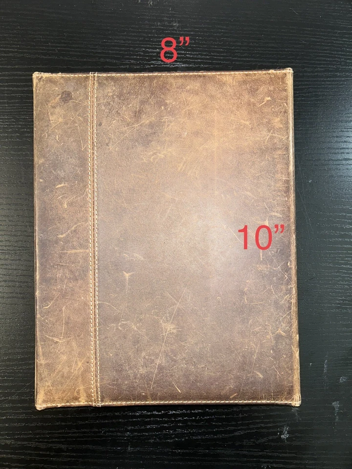 Funda de cuero marrón Brookstone para iPad Foto 2 de 4