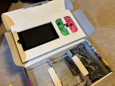 Nintendo Switch Console System Splatoon 2 Neon Pink Neon Green（No