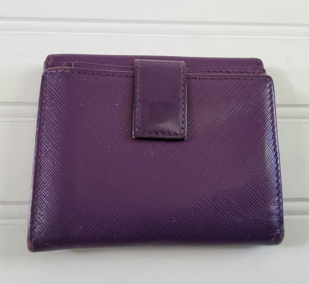 【SALVATORE FERRAGAMO】 Vara Compact Wallet Ferragamo Bow compact wallet vara | The Fashion Square