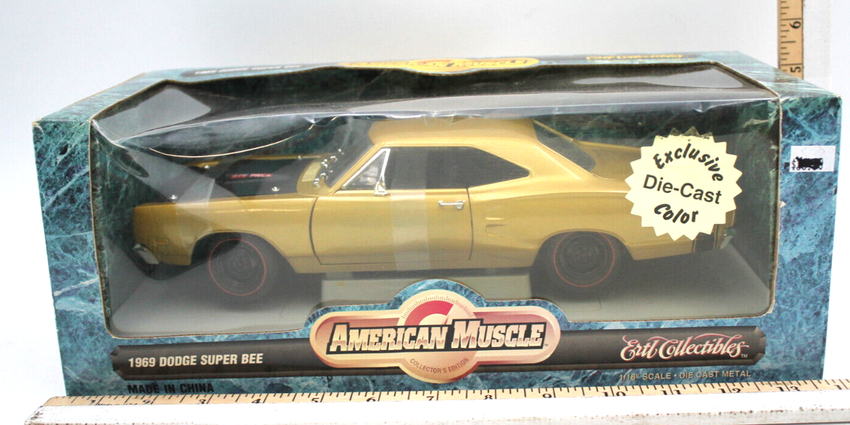 ミニカー AMERICAN MUSCLE 1969 DODGE SUPER BEE ERTL AMERICAN MUSCLE 1969 DODGE SUPER BEE ORANGE 1:18