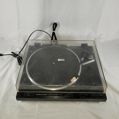 Pioneer PL-570 Full Automatic Stereo Turntable. POWERS ON** DR200E