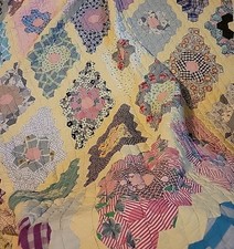 100 Cotton Patchwork Quilt 80"x62"   Twin Size Bedding Or Throw Read Descr
