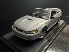 1999 Ford Mustang Gt Convertible Silver 1/18 Maisto Hard !