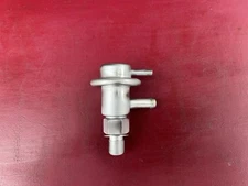 OEM DENSO Fuel Pressure Regulator For 96-97 Lexus SC400 LS400 23280-50020