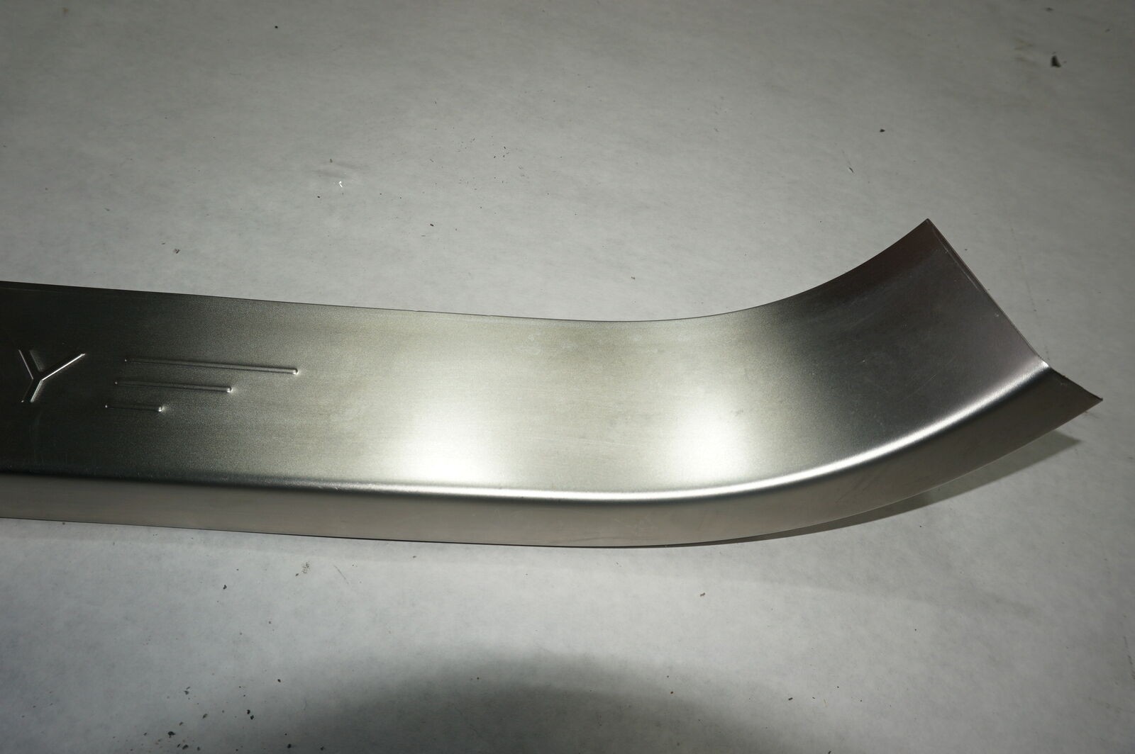 BENTLEY FLYING SPUR SILL PANEL SCUFF TRIM 2006 2007 2008 2009 2010 3W5853538B