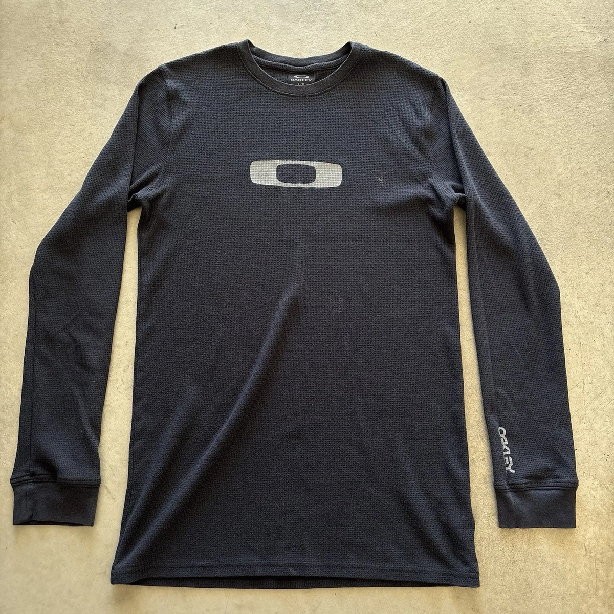 Oakley Men's Long Sleeve T-Shirts for sale | eBay