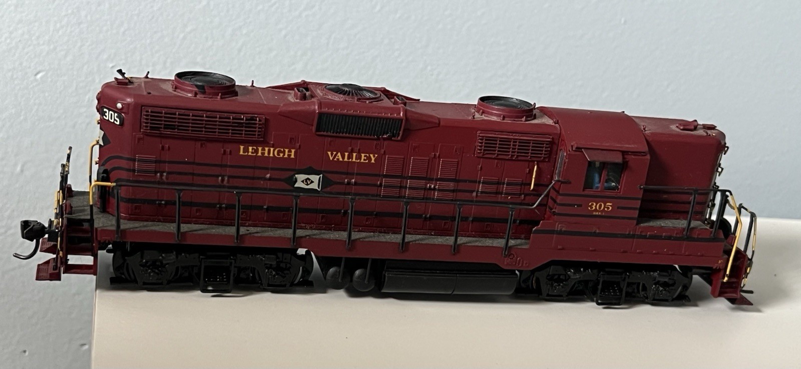 Picture 1 of 4