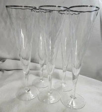 Set of 5 Lauren Ralph Lauren Latham Platinum 9-1/2" Fluted Champagne Glasses