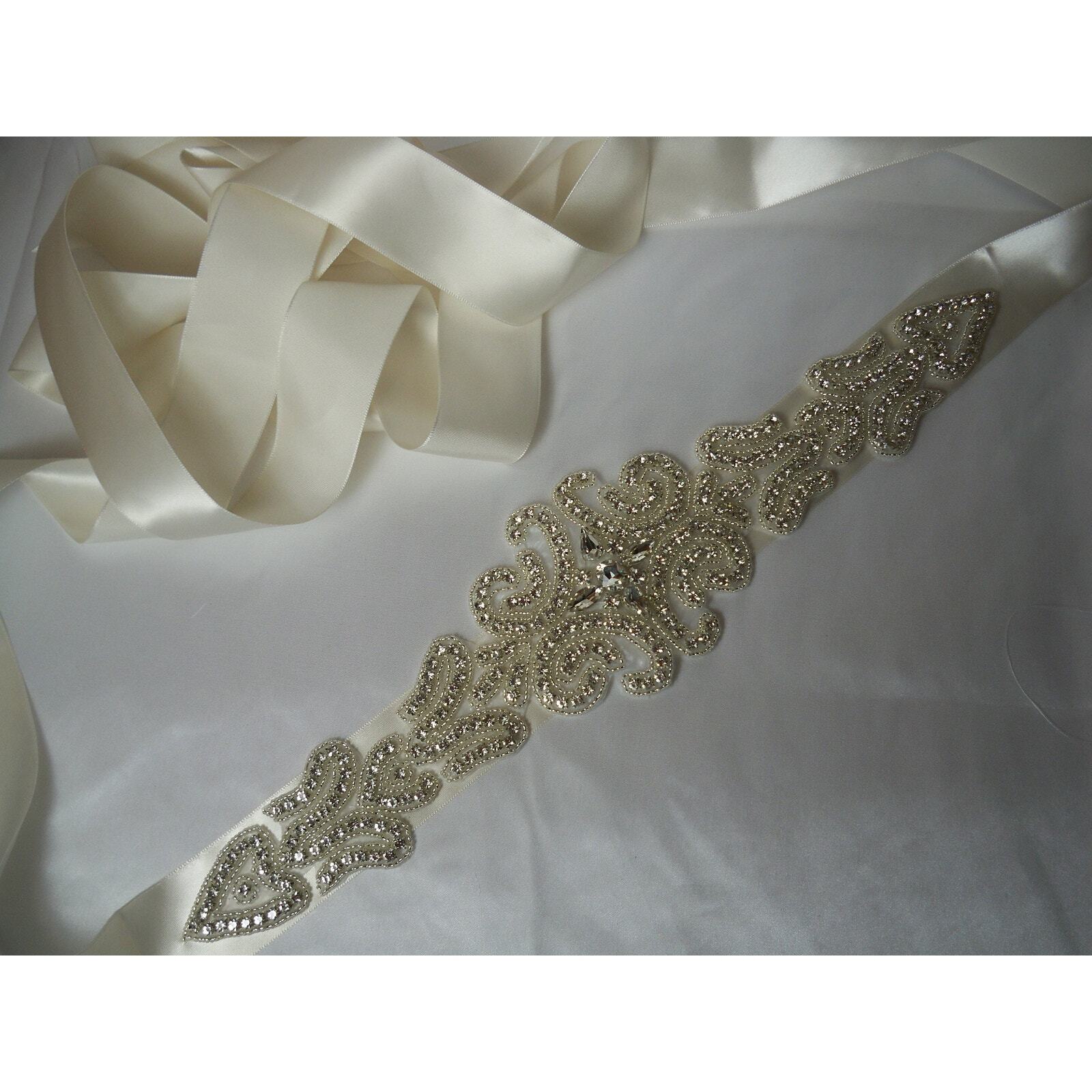 Durable Leather Belt for Men and Women - Adjustable & Stylish-image