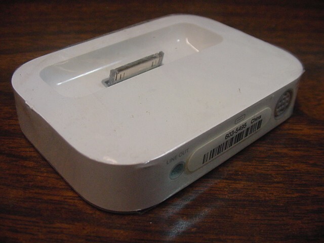 Apple Original iPod Photo Nano Touch DOCKING W/ S-Video 603-5495
