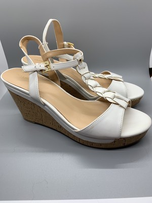 white platform sandals size 11