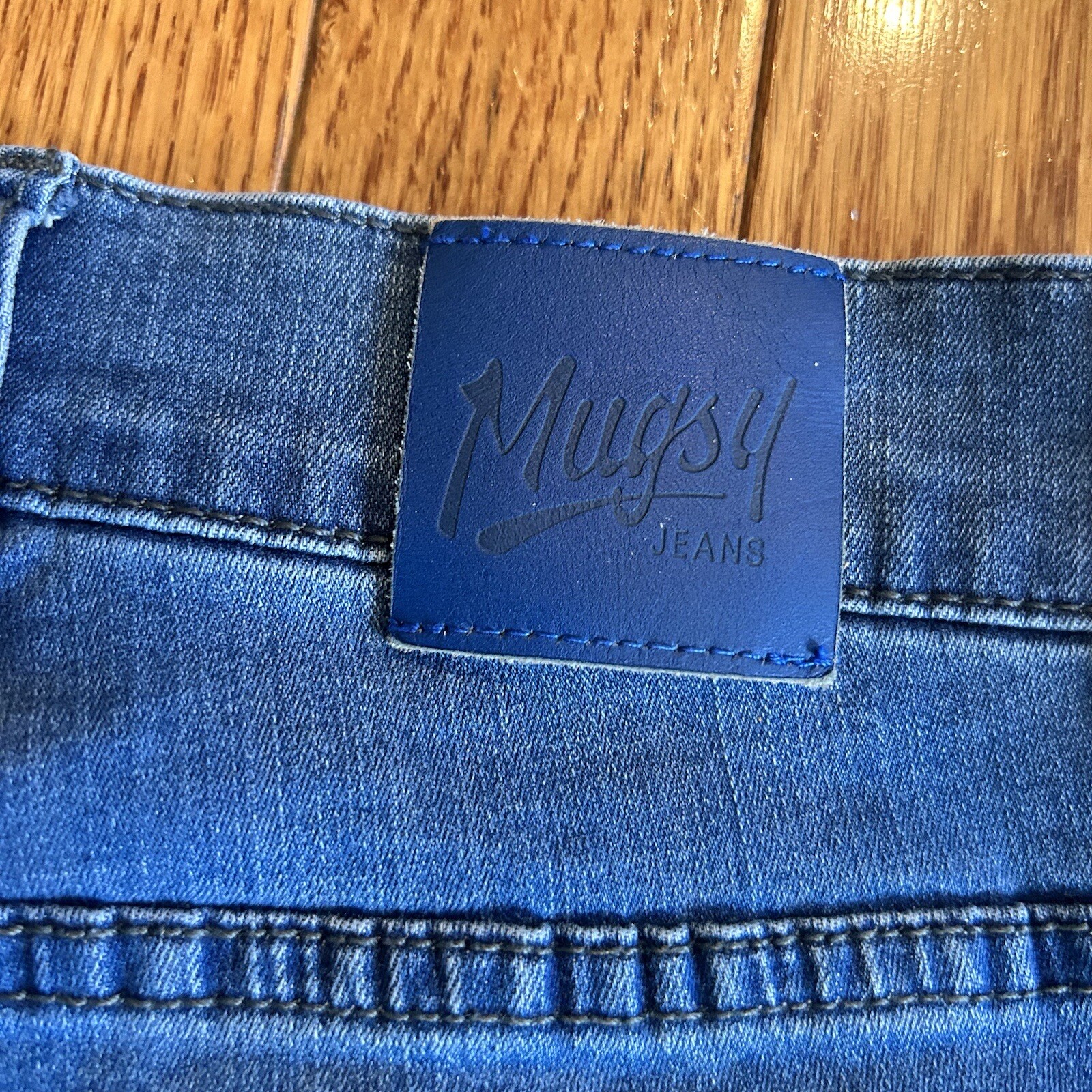 Mugsy Jeans Lake Shores Mens Size 30x30 (Actual 29x29) Blue Stretch