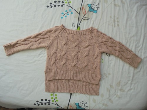 joli pull fin maille col V PINKO taille S ou 36 fr parfait état