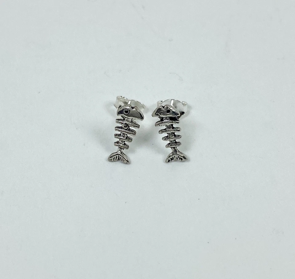 Minimalist Fishbone Stud Earrings 925 Sterling Silver, Handmade Teens Earrings - Image 3 of 4