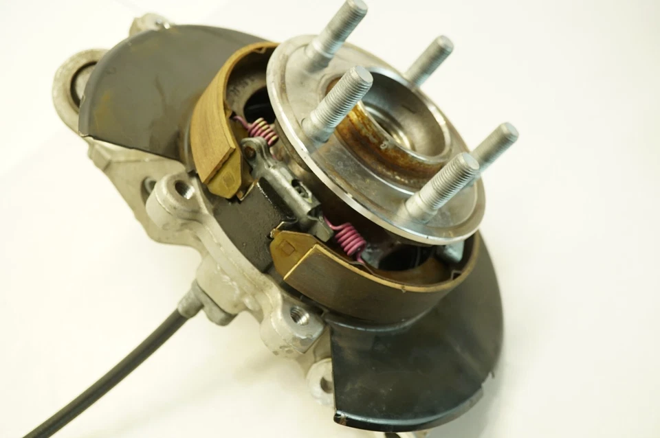 🔅2015-2023 Dodge Chrysler OEM. FRENO DE BUJE LATERAL PASAJERO TRASERO 5181925AC Foto 3 de 4