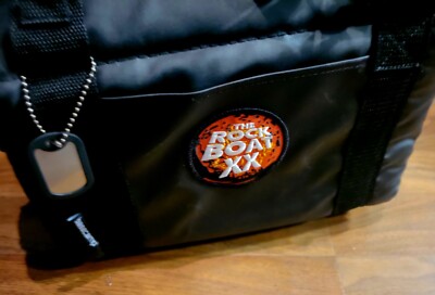 New Highland Peak 8 Can Soft Black Rock Boat  (TRB) 20 Insulated Cooler