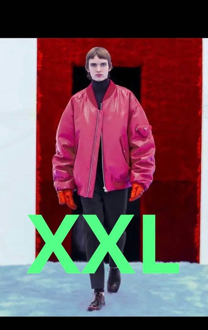 Super rare [XXL] size PRADA bomber jacket pink