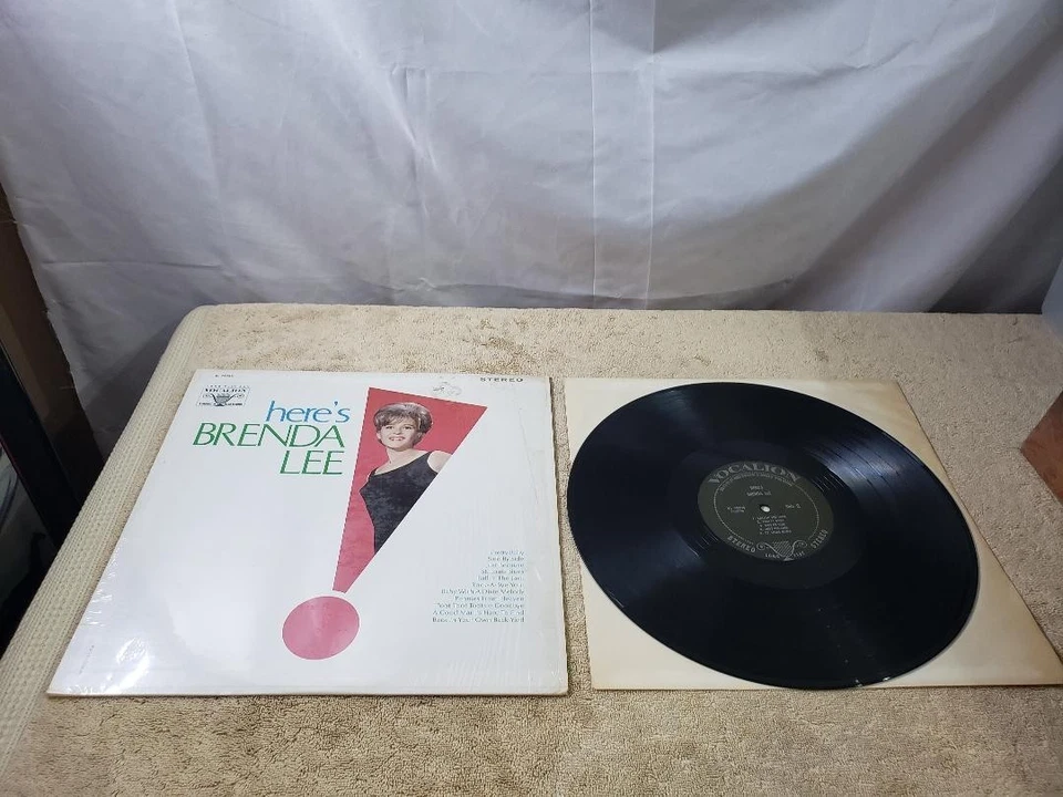 Brenda Lee ~ Here's Brenda Lee! ~ VL 73795 ~ 1967 ~ LP ~ EX/NM - Image 3 of 4