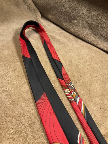 Vintage Tie Sears The Mens Store Necktie Wide Polyester Red Paisley Stripe 80s - Picture 8 of 8