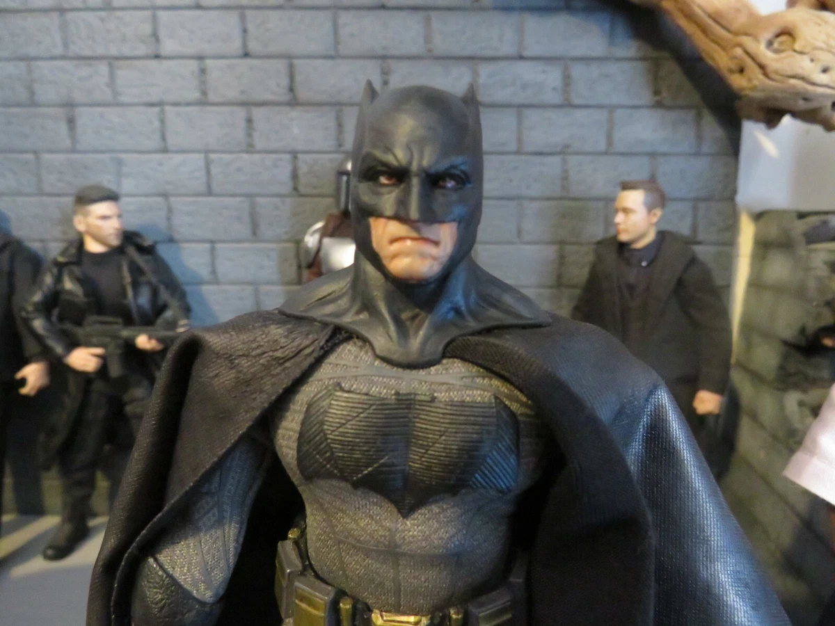 Mezco sale batman bvs