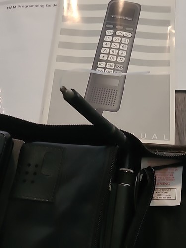VTG 1993 Motorola Mobile Car Brick Cell Phone In Bag Plug needs Fixed See Pics - Picture 4 of 24
