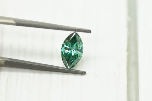Diamante Marquesa Suelto Real Elegante Verde Certificado SI2 Mejorado 0.97 ct Natural - Imagen 4 de 8
