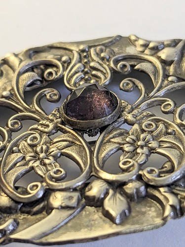 Vtg Art Nouveau Floral Repousse Oval Purple Glass C-Clasp Brooch 2 5/8" - Picture 5 of 8