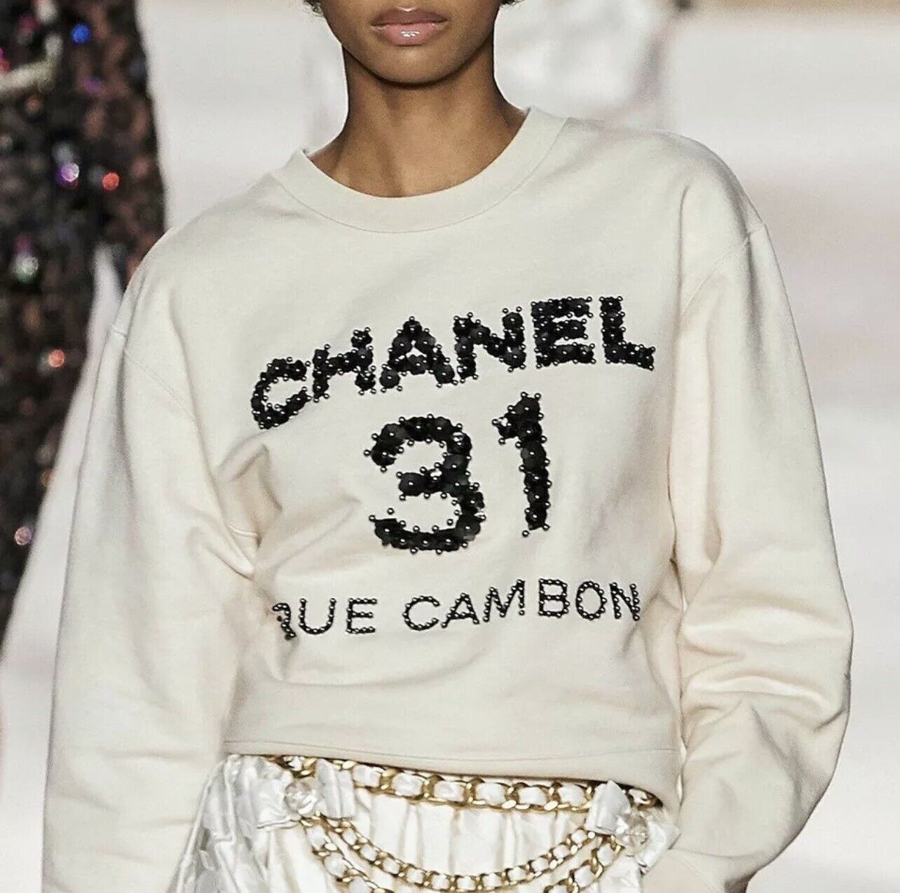 NWT CHANEL 20P Rue Cambon CC LOGO EMBELLISHED PULLOVER SWEATER - SMALL