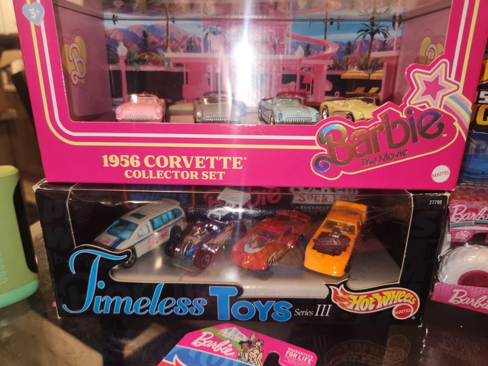 Colección Extreme Barbie Hot Wheels. Feliz Navidad a alguien. 16 piezas. Foto 4 de 4