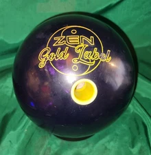 900 Global Zen Gold Label Bowling Ball 16 lbs Preowned Span 4 1/16 Inches