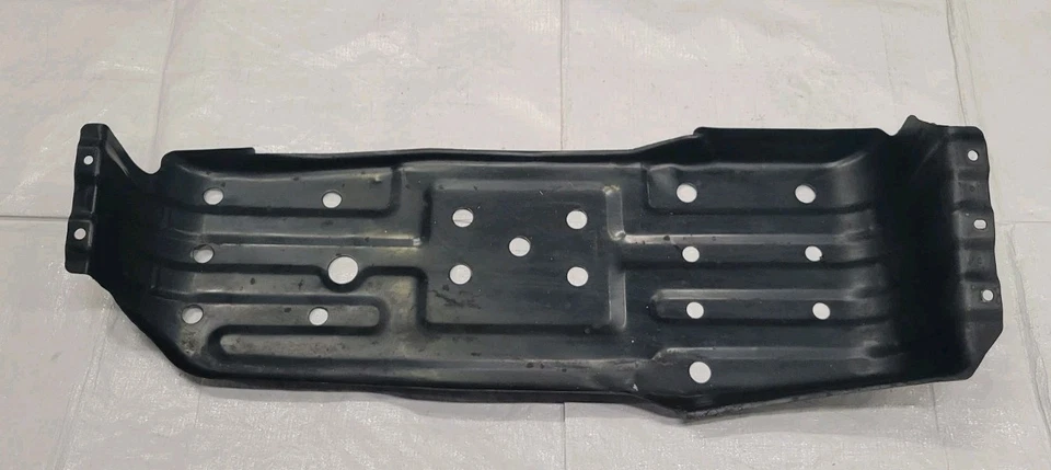 1990-1995 Genuine TOYOTA 4RUNNER Fuel Gas Tank Skid Plate Cover Guard Shield OEM - Image 4 of 4