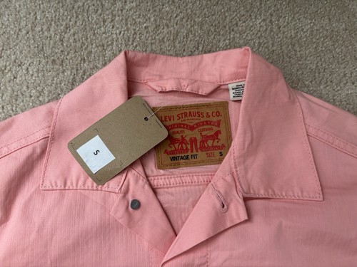 Men Levis Trucker Jacket NEW w/ tag Small Salmon Pink Vintage Fit - Picture 3 of 3
