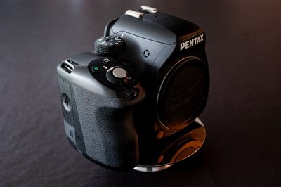 PENTAX K-50   Nur 4.750 Auslösungen   Japanischer Magnet (Solenoid) vorsorglich