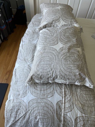 White & taupe Marimekko Circle Bedding Set Queen quilt w/ Pillow Shams