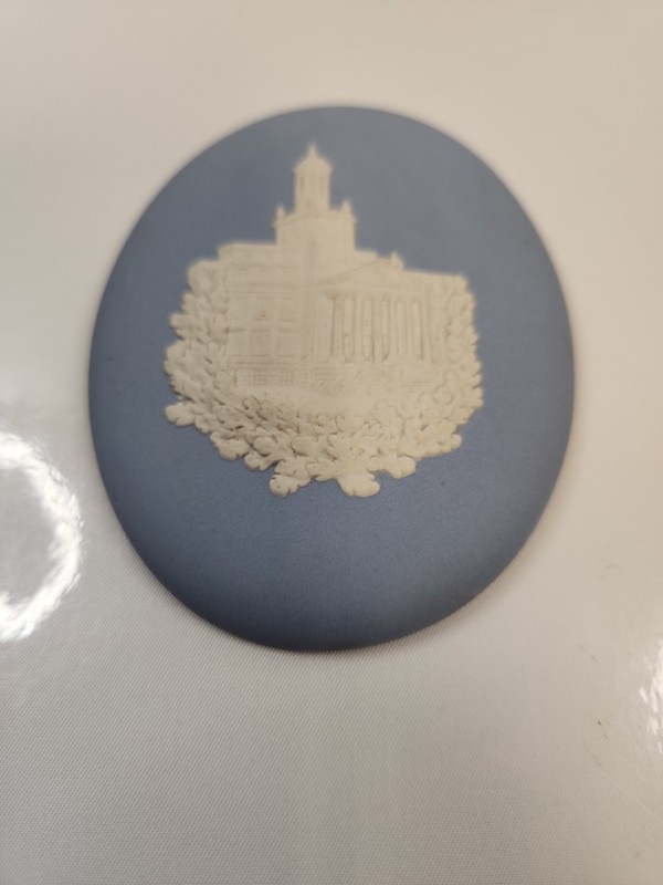 Vintage Wedgwood Blue Jasperware Plaque Medallion Tower of London Cameo 1998