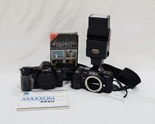 Minolta Maxxum 7000I  7000AF 35mm SLR Film Camera Body Only With Sunpak Flash