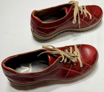 V Italia Red Leather Lace-Up Shoes