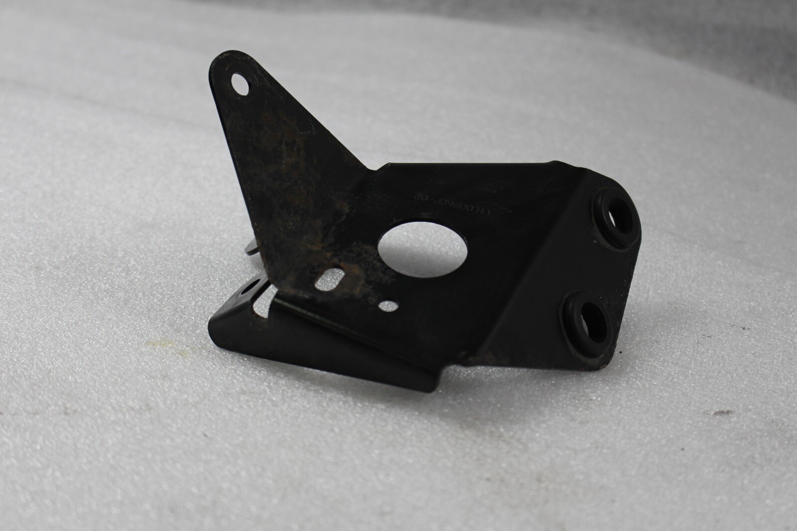 Mclaren MP4-12C, RH, Right, Upper Intake Tube Bracket, Used, P/N 11L0096CP