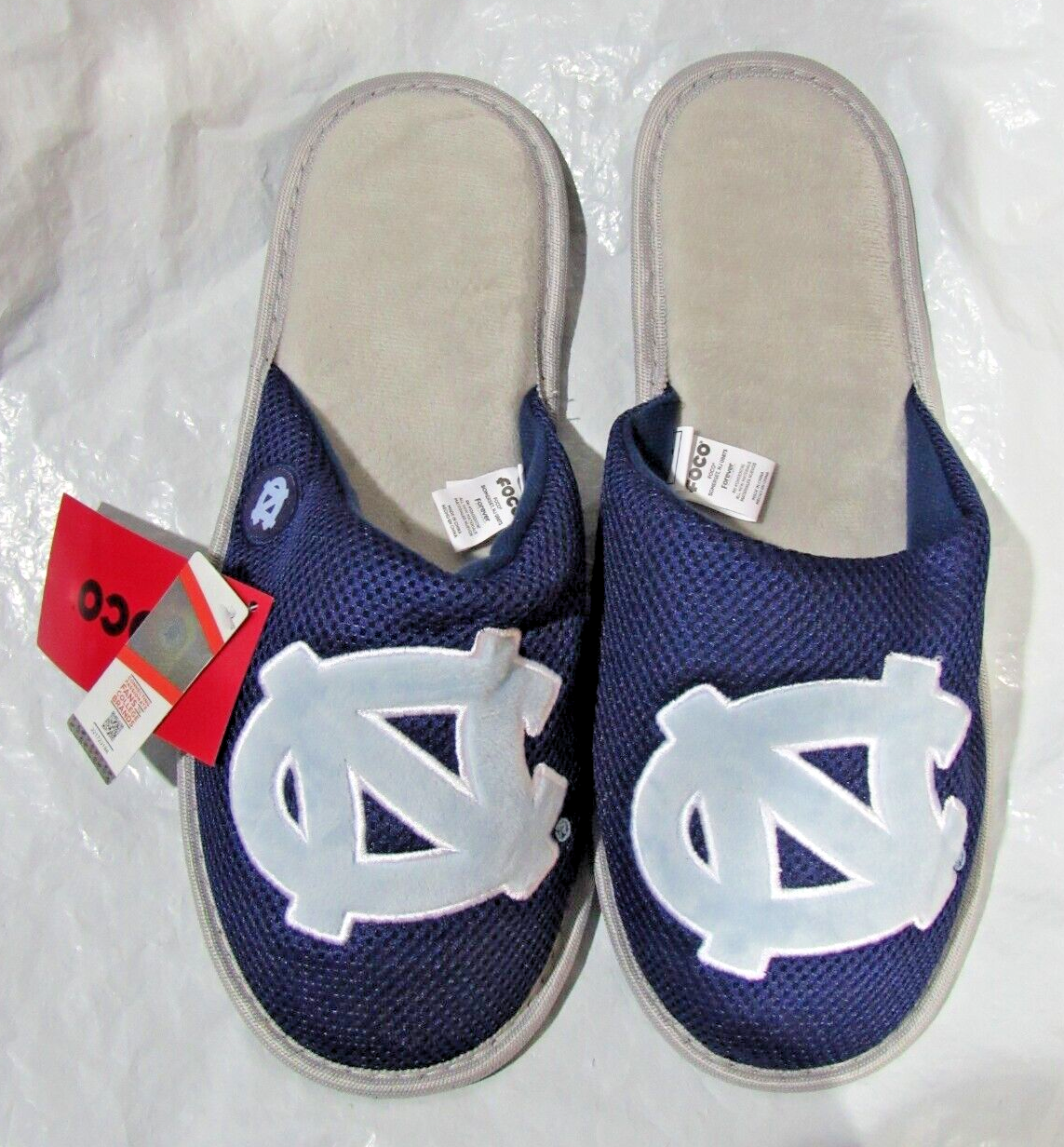 SAOLA Ciabatte NCAA UNC Tar Heels Mesh Slide suola a righe taglia L di FOCO