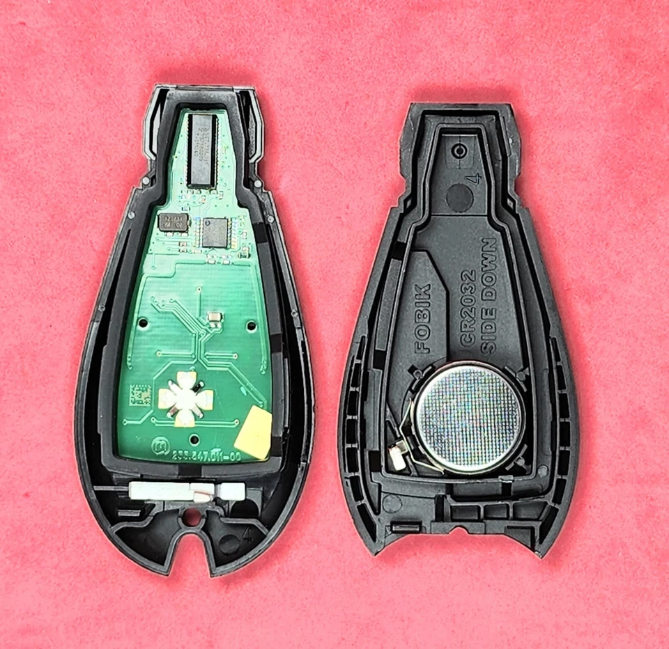 New OEM 2011 - 2016 Dodge Grand Caravan Fobik Key 7B IYZ - C01C - Image 3 of 3