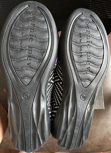 Bernie Never Quince Black And White Women’s Memory Foam Slip On - Picture 3 of 5