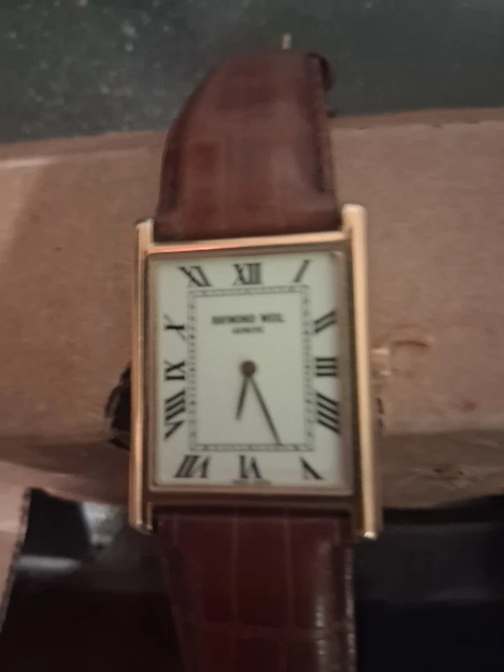 Reloj Hombre SWISS Raymond Weil "Tank" 5768 Foto 2 de 4