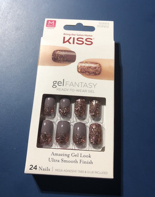 Kiss Gel Fantasy Nails KGN02 Medium Length