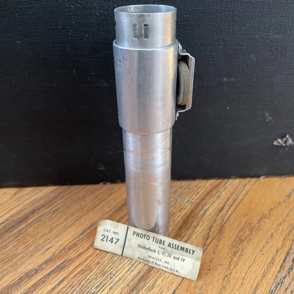 GENUINE GRAFLEX 3 - CELL FLASH BOTTOM END STAR WARS LIGHTSABER 8” RARE - Image 4 of 4