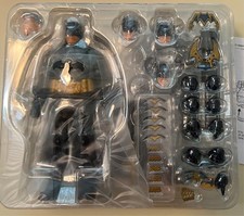 Mezco One 12 Collective BATMAN SUPREME KNIGHT DARKEST DAWN EXCLUSIVE - LOOK