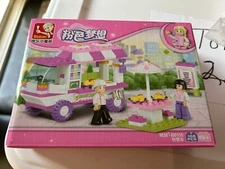 Building Blocks Set Fast Food Truck 102 PCs Fits Brand Name Blocks