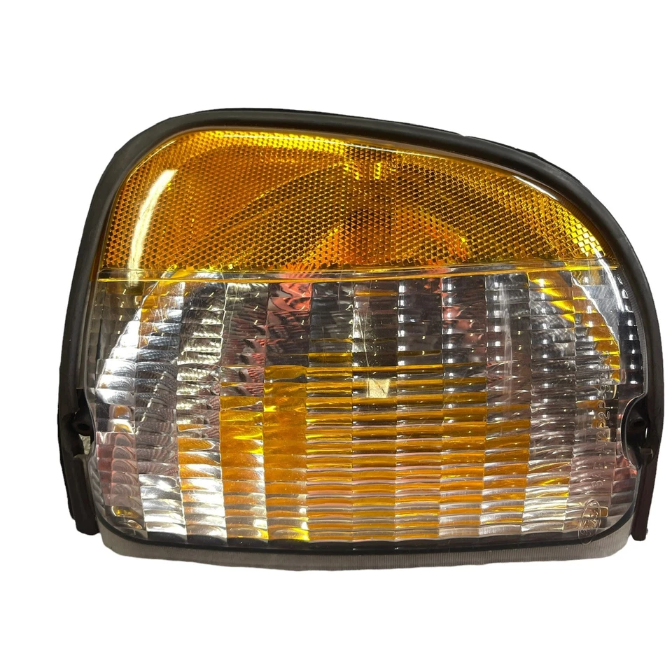 1995 Ford E-250 E-150 E-350 Van OEM Left Driver Side Turn Signal Blinker 92 94 - Image 3 of 4