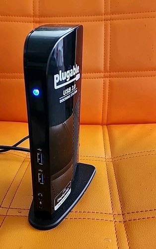 Plugable USB 3.0 Universal Laptop Docking Station Dual Monitor Windows UD-3000 - Picture 2 of 5